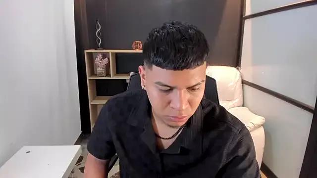 DominickSantiago_ from StripChat is Freechat
