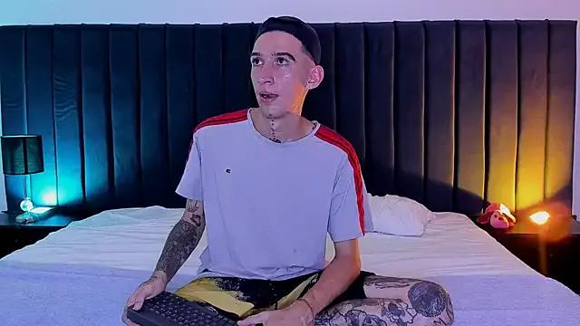 dominik_thompson777 from StripChat is Freechat