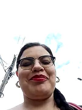 Dominiqueen from StripChat is Freechat