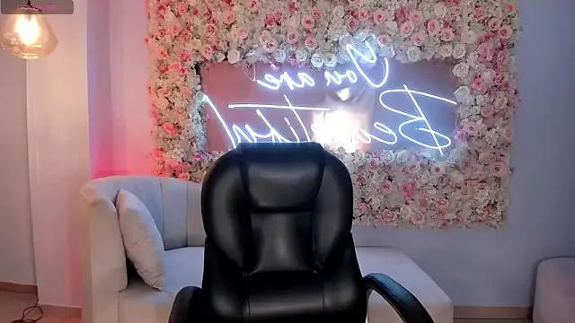 DonnaStonne from StripChat