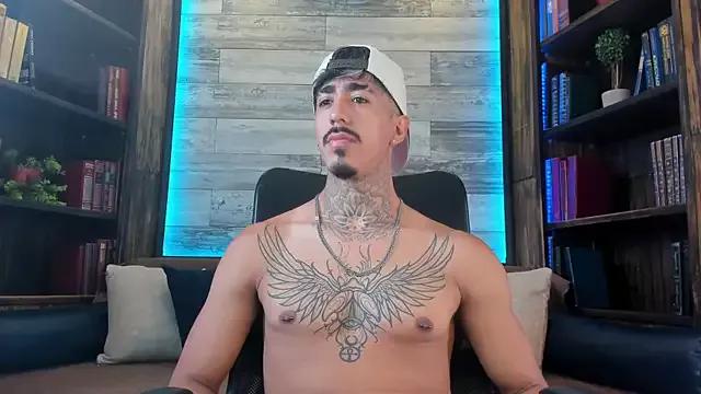 Donovan_Desmond from StripChat is Freechat