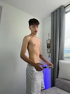 Douglas_x from StripChat is Freechat
