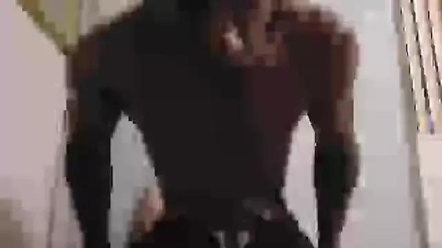 DrDickemDown88 from StripChat