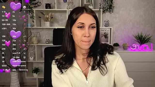 DreamVelour from StripChat is Freechat