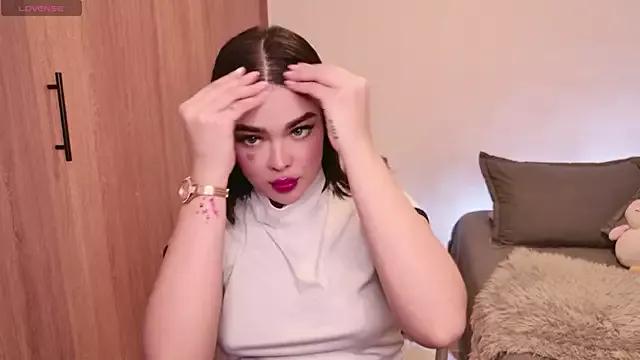 DulceDuarte from StripChat is Freechat