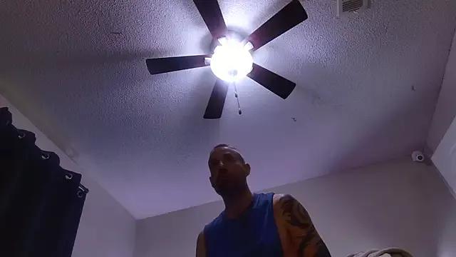 DumbcanDumbfuck from StripChat is Freechat