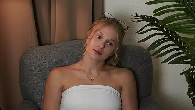 EddaDapice from StripChat is Freechat