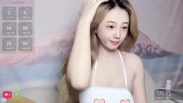 Eden-top from StripChat