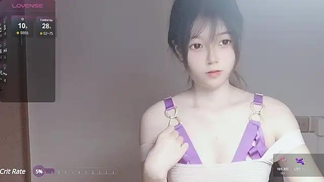 EdenDaisy from StripChat