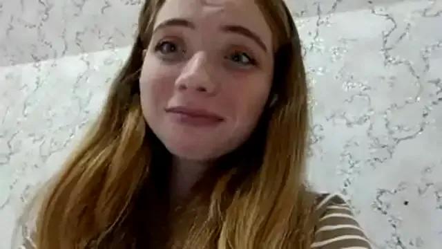 EdieMiernik webcams show profile image 