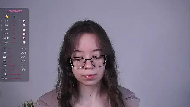 EdwinaAskins from StripChat is Freechat