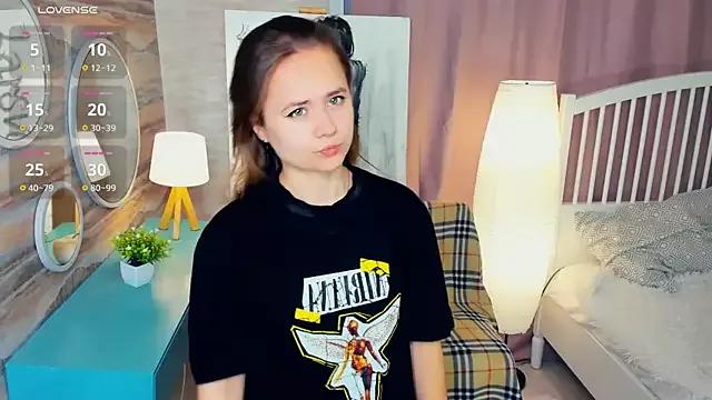 EdythEasker from StripChat is Freechat