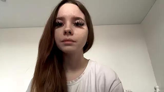 EhtelBiondi from StripChat