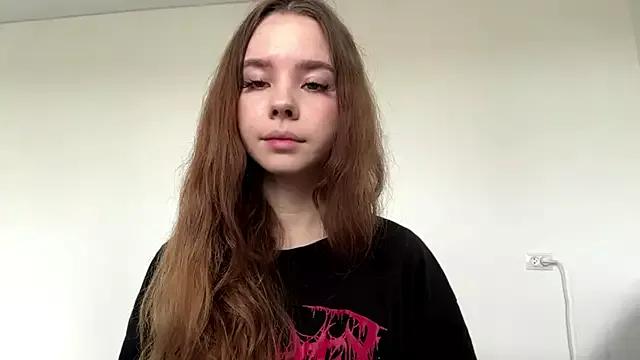 EhtelBiondi from StripChat