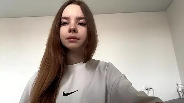 EhtelBiondi from StripChat