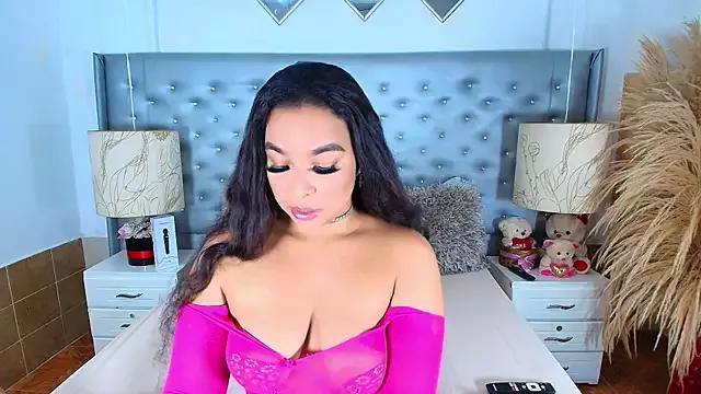 EileenBenzon from StripChat
