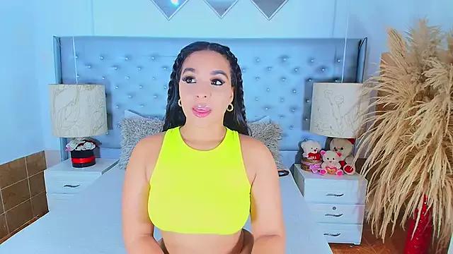 EileenBenzon from StripChat