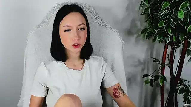 EileenMoores from StripChat