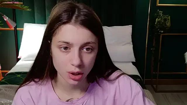 Eille_Elfie from StripChat