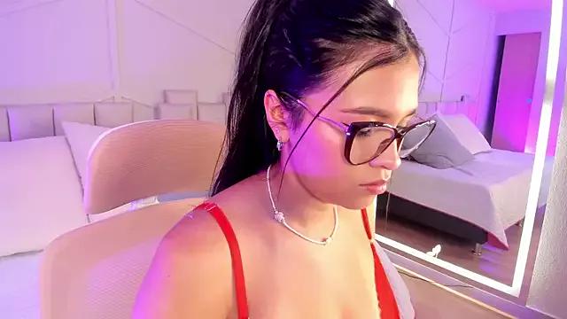 Eimmy_bm from StripChat