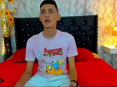 Eitham_Dawson webcams show profile image 