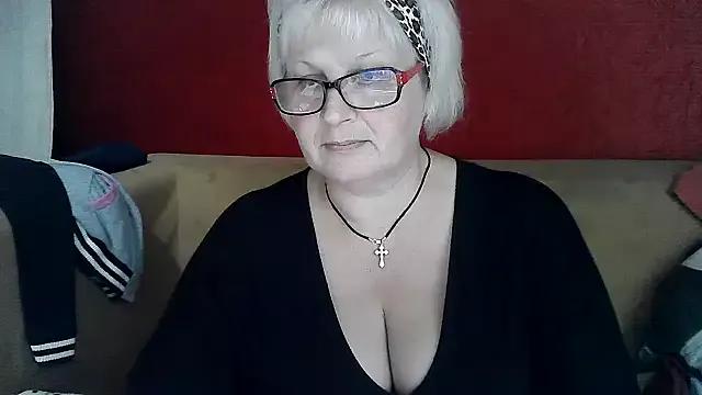 Eleanor_Katie from StripChat