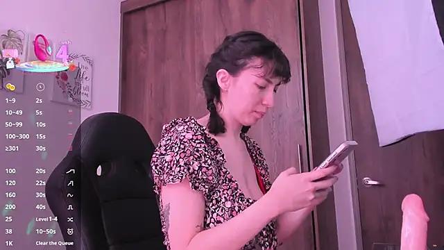 Electraa_fox from StripChat