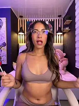 elegant__rouse from StripChat