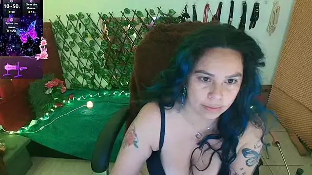 elektra_32 from StripChat
