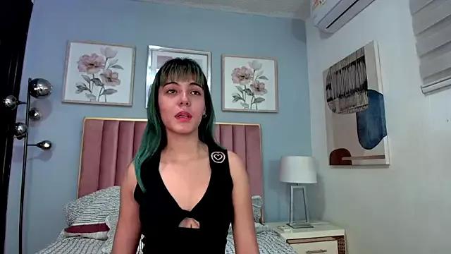 ELEKTRA_BLUE_ from StripChat