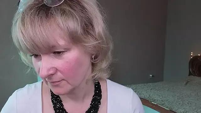 Elen_Blush from StripChat is Freechat