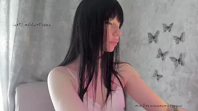 elenaaddiction from StripChat