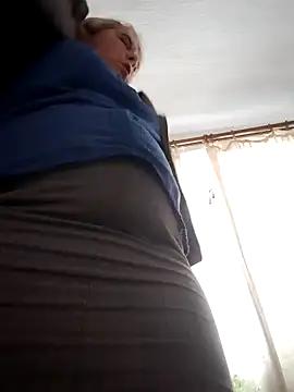 ElenaBeautiful48 from StripChat