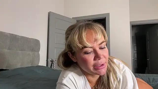 ElenaErickson from StripChat