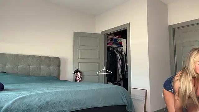 ElenaErickson from StripChat