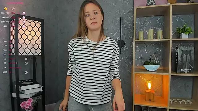 ElenoreReth from StripChat