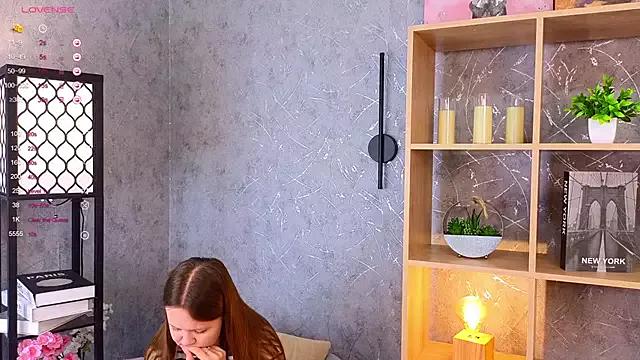 ElenoreReth from StripChat