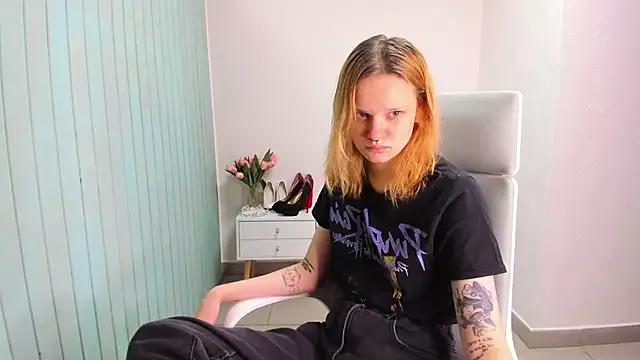 Elieiza_xo from StripChat