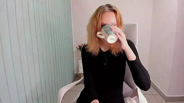Elieiza_xo from StripChat