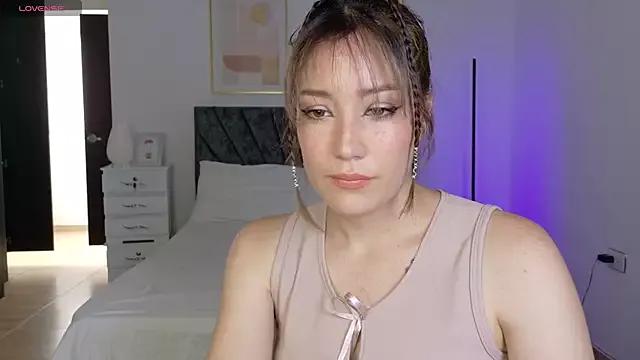 Eliih_01 from StripChat