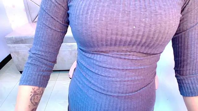 elisa_ch from StripChat is Freechat