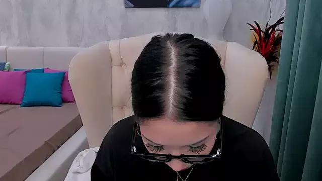 ElizabethParkk from StripChat is Freechat