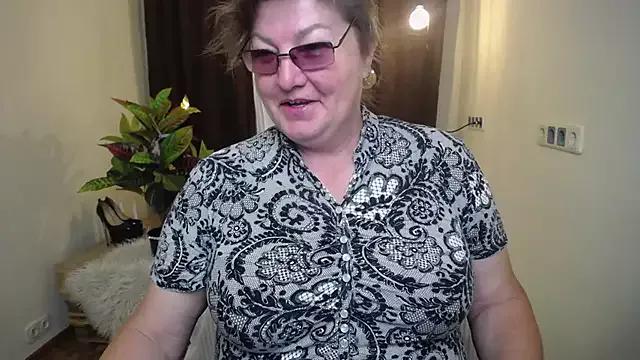 ElizabethWind from StripChat is Freechat