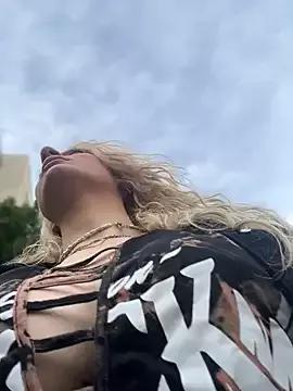 Ella_Charm from StripChat