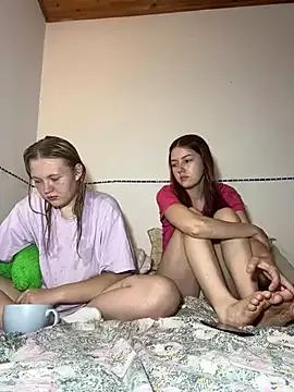 ella_grays from StripChat