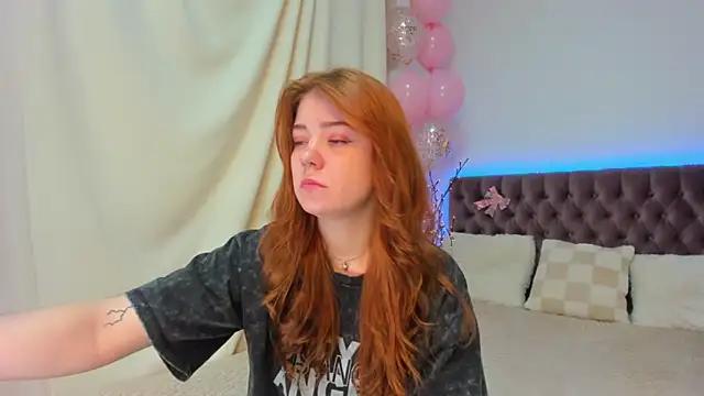 Ella_Mayers from StripChat