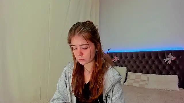 Ella_Mayers from StripChat