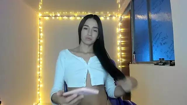 Ella_Olmos from StripChat