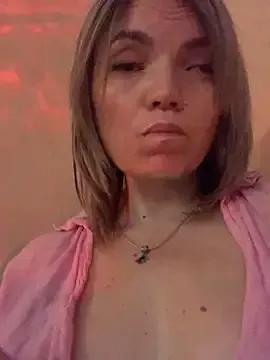 Ella_Pearlie from StripChat
