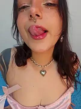 Ellaa_C from StripChat
